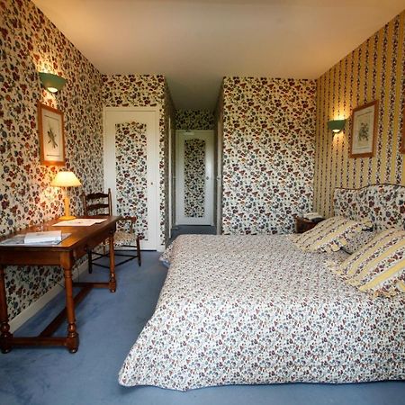 Hotel Chateau De Castel Novel - Les Collectionneurs Varetz ภายนอก รูปภาพ