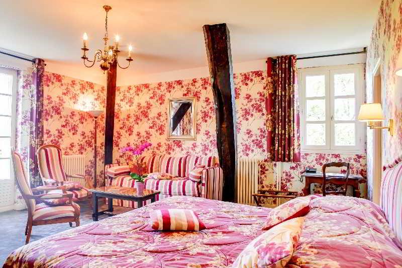 Hotel Chateau De Castel Novel - Les Collectionneurs Varetz ภายนอก รูปภาพ