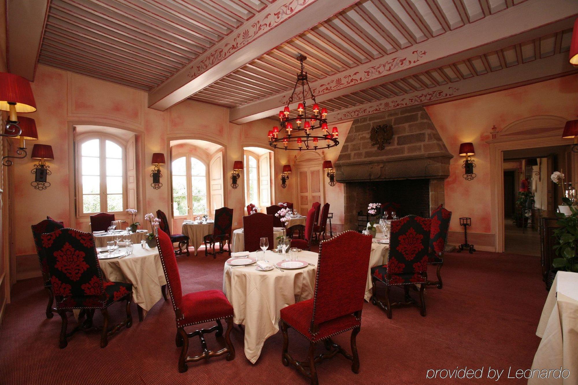 Hotel Chateau De Castel Novel - Les Collectionneurs Varetz ร้านอาหาร รูปภาพ