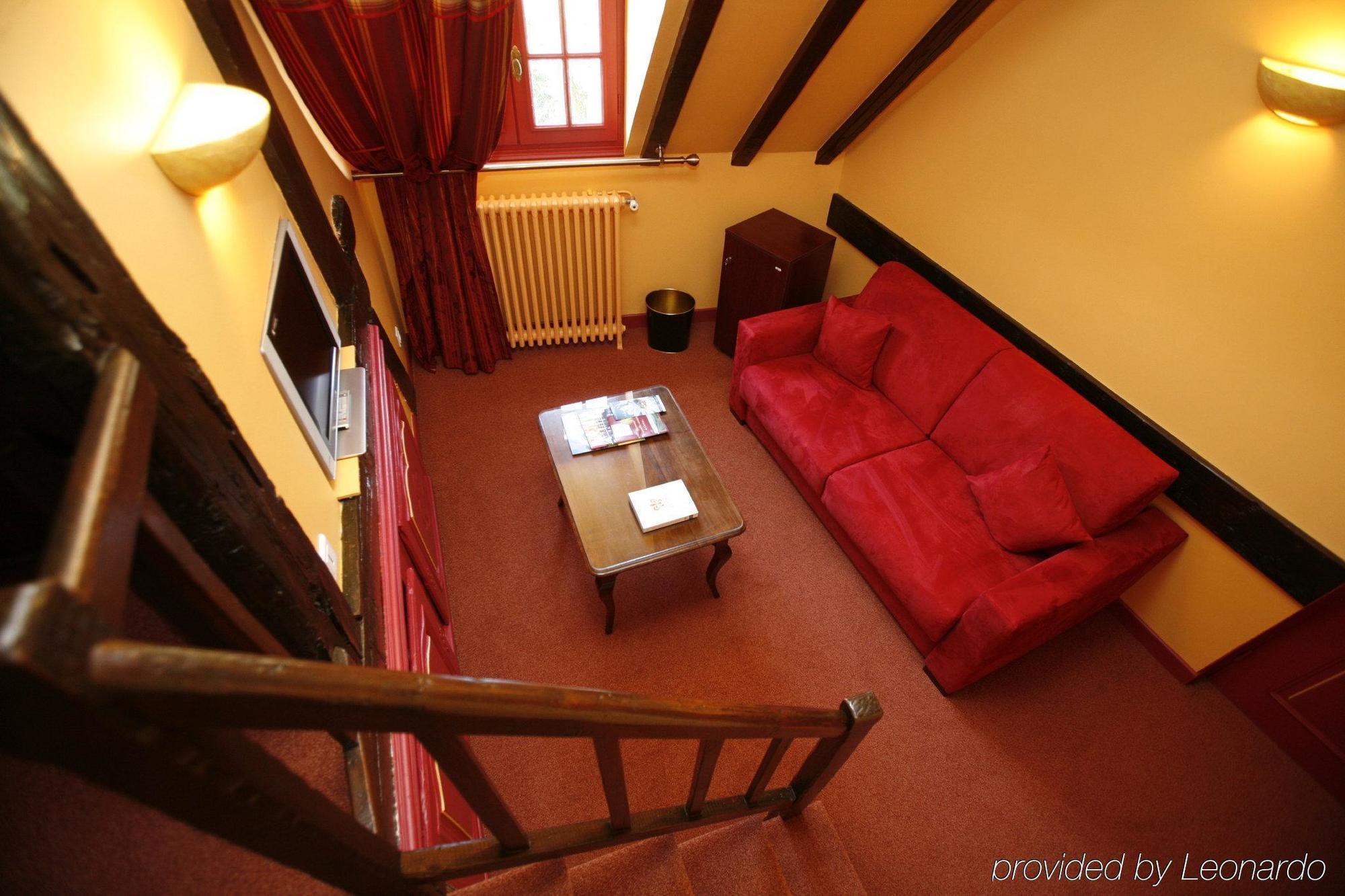 Hotel Chateau De Castel Novel - Les Collectionneurs Varetz ภายนอก รูปภาพ