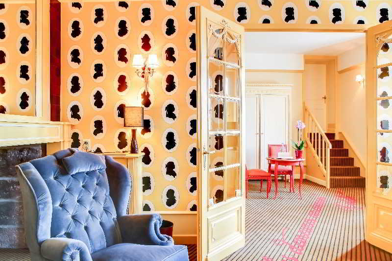 Hotel Chateau De Castel Novel - Les Collectionneurs Varetz ภายนอก รูปภาพ